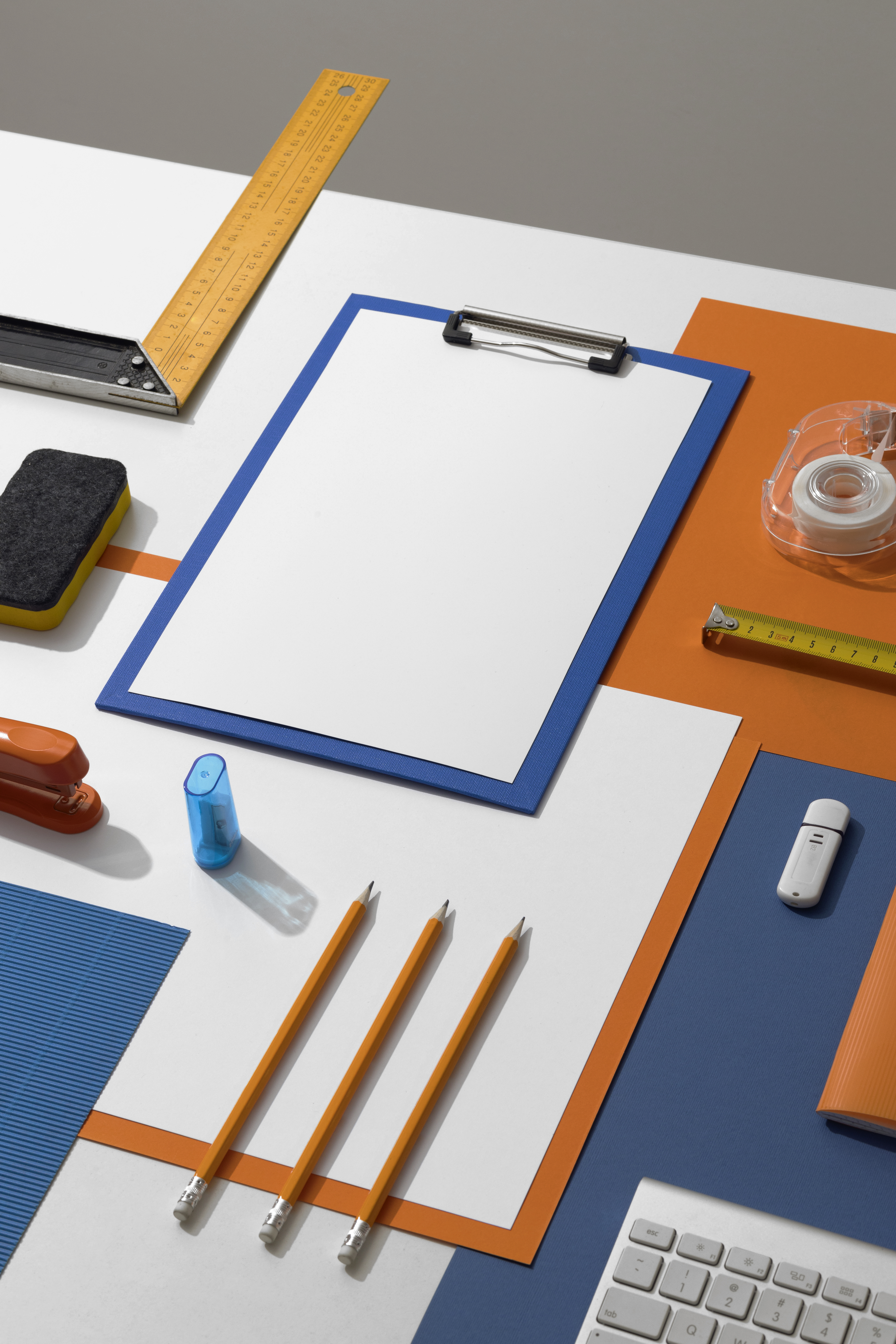 Referencia Cartel Diseño Suizo